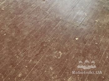 Циклёвка и лакировка половой доски.