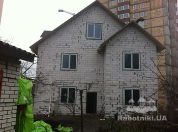 Отделка фасада мин.плитой с подшивкой софитом; устройством водос