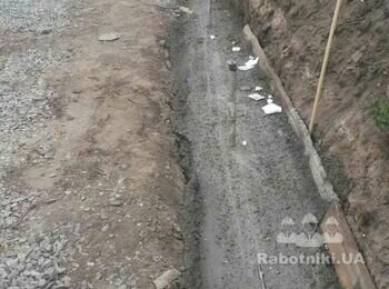 Положить с камня фундамент пид забор