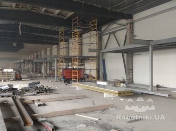 Покраска бетонных бало