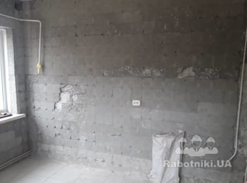 Отделка стен, заливка пола, гипсокартонные работы