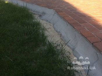 Отштукатурить откосы дорожки
