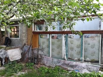 Достроить веранду установить окна, обшить вагонкой