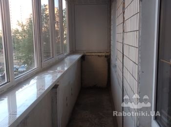 Внутренняя отделка балкона.