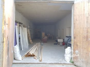 Обшивка потолка пластиковой вагонкой