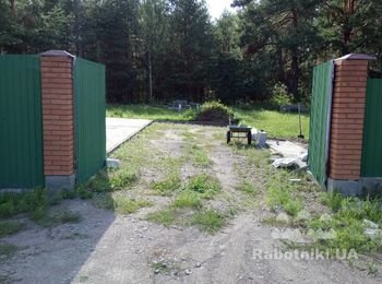 Бетонная площадка под автомобиль / бетонирование.