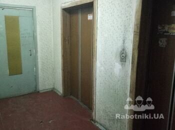 Ищу бригаду мастера для покраски стен, в многоэтажном доме