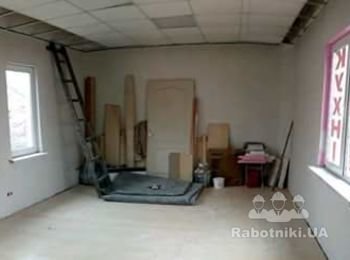 Нужен универсальный рабочий на небольшой офис.