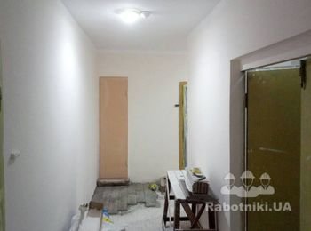 Укладка плитки в парадном 32 м2