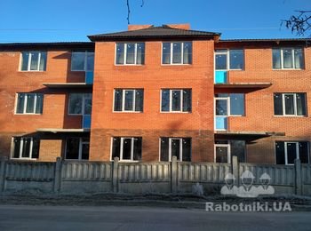 Внутренняя отделка в 12-ти квартирном доме в г. Миргород.