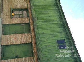 Покрасить сарай с снятием старой краски