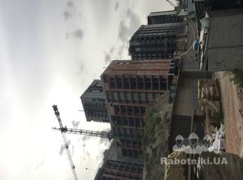 На долгосрочную перспективу требуются фасадчики