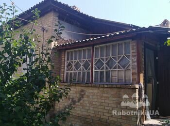Замена старой кровли и окон на веранде