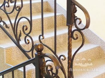 Покраска перил з позолотою 20м2