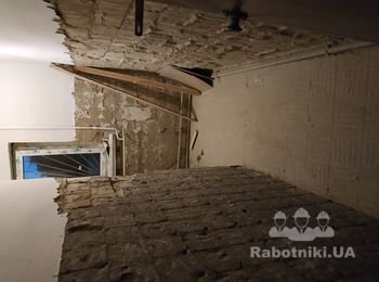 Штукатурка стен в санузле
