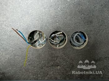 Установка розеток, включателей