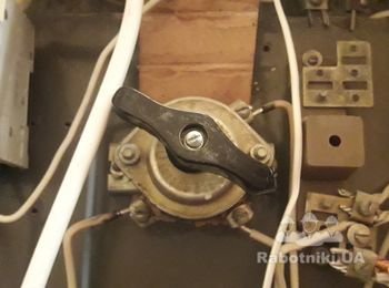 Заменить автомат и реле напряжения