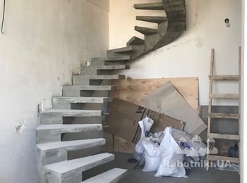 Штукатурка стен, лестницы