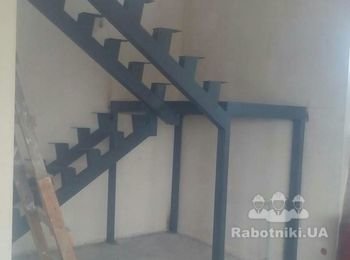 Монтаж готовых ступеней