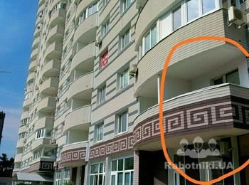 Зрізати бетонний парапет на балконі