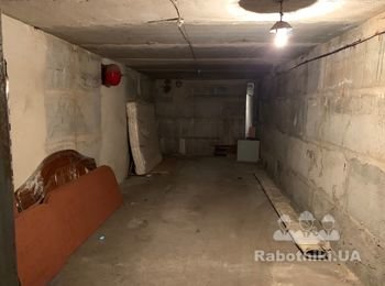 Прибрати в гаражі 27кв м