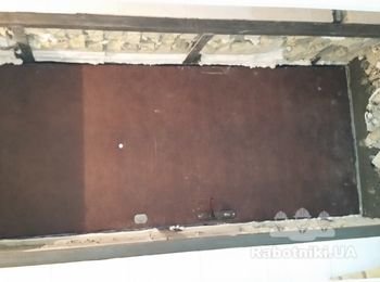 Укладка плитки на откос двери