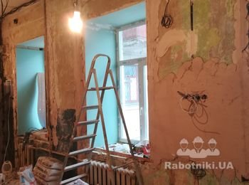 Установить швеллера над 2-я окнами