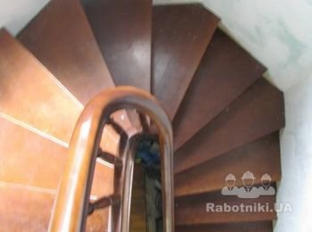 Доделка деревянной лестницы из ясеня
