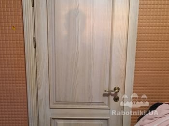 Изготовление двух дверных блоков из отбеленного ясеня.
