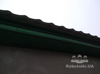 Монтаж ливневой системы на фасаде