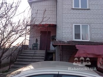 Навес возле дома,сливная система крыши дома