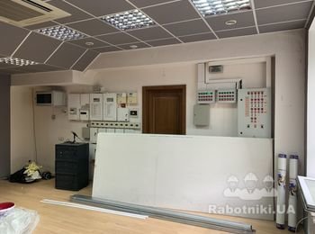 Поставить гипсокартонною перегородку 16 кв.м. + уложить линолеум
