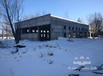 Штукатурка внутренних стен промышленного помещения в Киеве