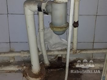 Замена части ветхой трубы + демонтаж раковины