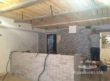 Необходимо в баре сделать освещение