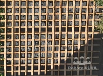 Деревянная ротонда,забор