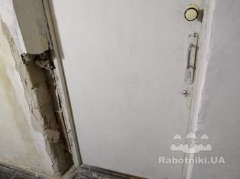 Демонтаж и установка входной двери (Киев)