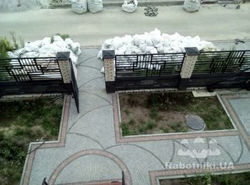 Необходимо вывезти строймусор.