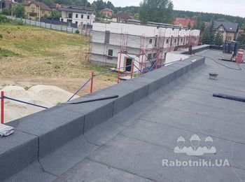 Требуется демонтаж рубероида на парапетах в с. Гореничи