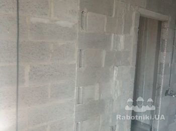Штукатурка стен 60м2 + откосы.