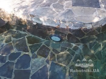 Кладка из камня дорожек и пруда. (Осокорки, Дарницкий р-н Киева)