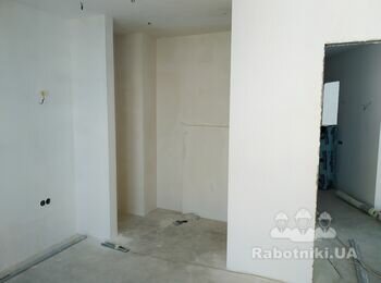 Требуется покраска стен и потолка также декорштукатурка