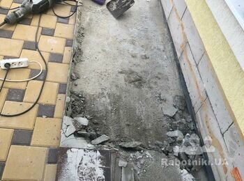 Срезать кусок бетонной подушки