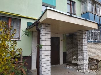 Мурування колон з цегли