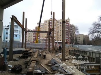 Нужен сварщик, или двое. Монтаж металлоконструкций.