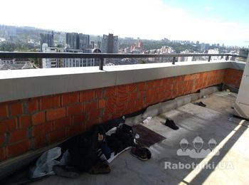 Установить стеклянное ограждение на террасе