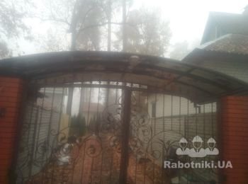 Потрібно виготовити та встановити накриття з металоконструкціі ,