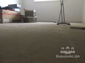 Укладка ПВХ плитки на бетонную стяжку теплого пола