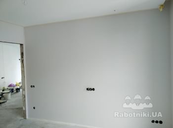 Нужно установить резетки и выключатели.