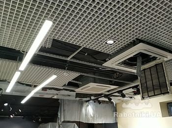 Нужно локально смонтировать потолок Грильято и Армстронг